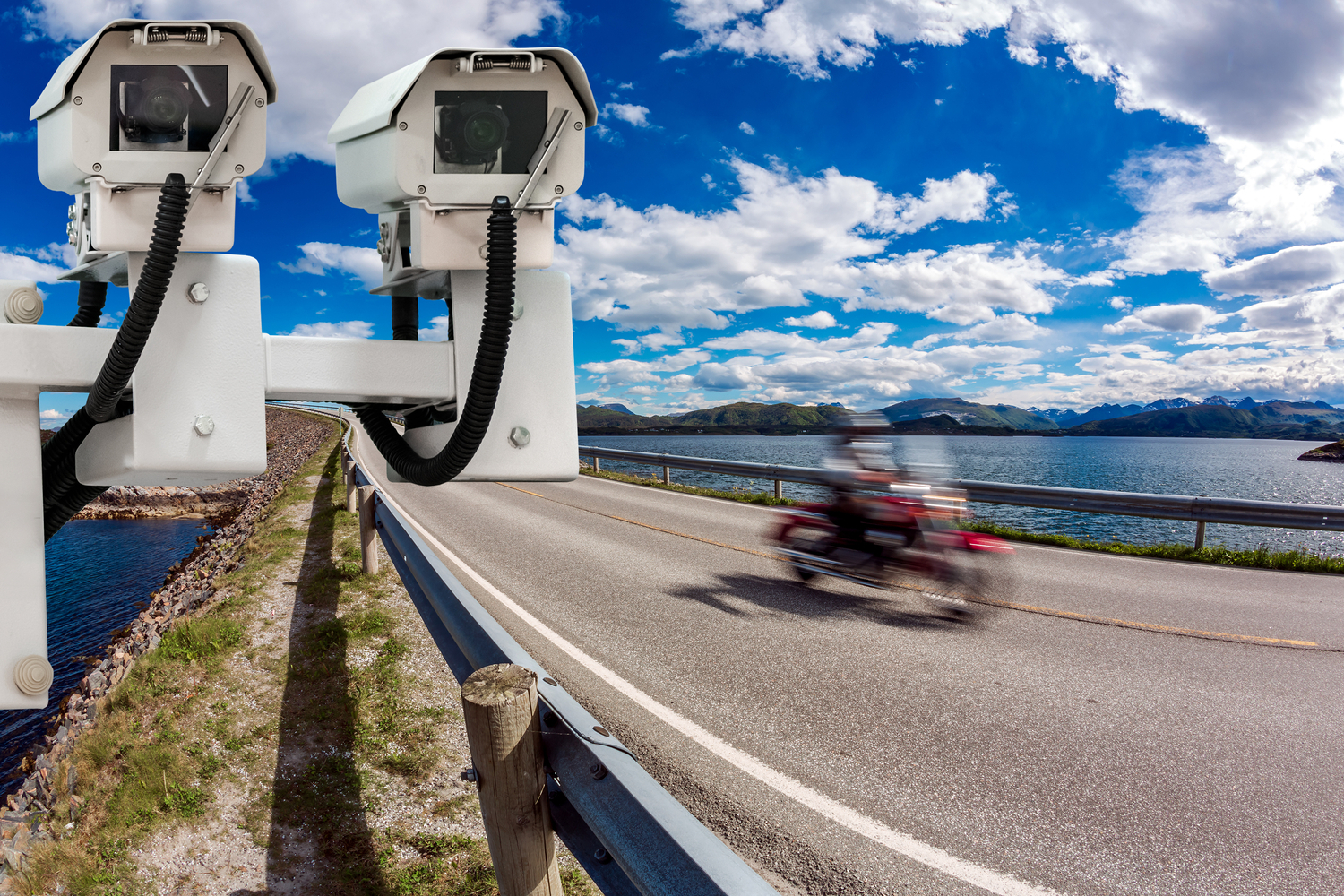 5 Types of Traffic Cameras to Notice While Driving