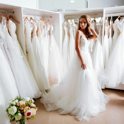 9 Helpful Tips to Choose the Right Wedding Dress