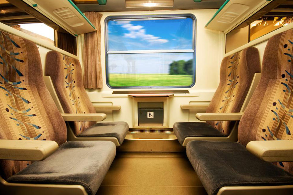 4 reasons to embark on a luxury train trip right away