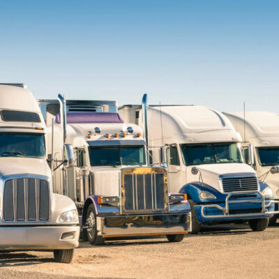 4 reasons to switch to a truck driving job