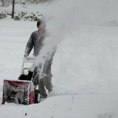 5 popular snow blowers for hilly and flat areas