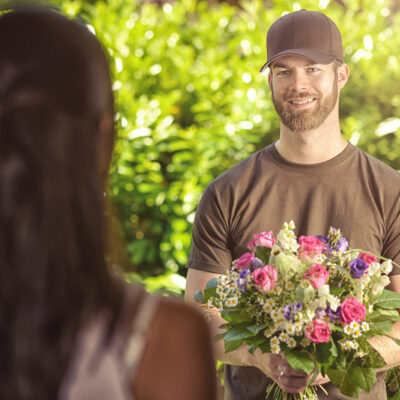 5 things to consider before choosing a flower delivery service