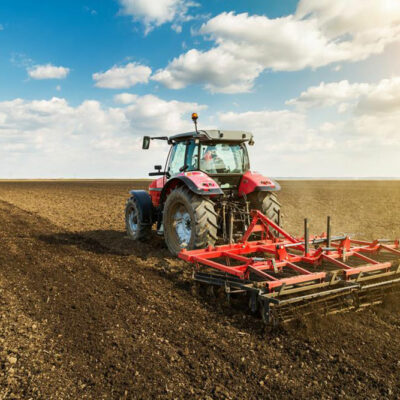 How to choose a compact tractor?