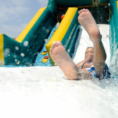 Inflatable water slides &#8211; A great way to have fun during summers