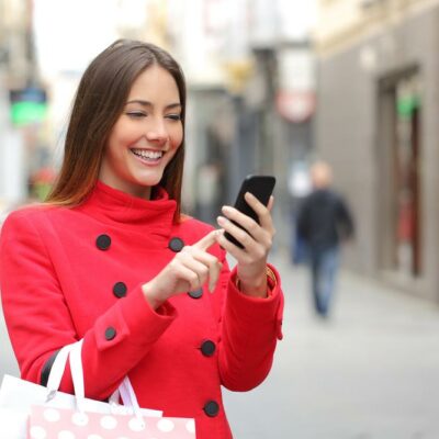 Tips to shop smartly for smartphones during festive season