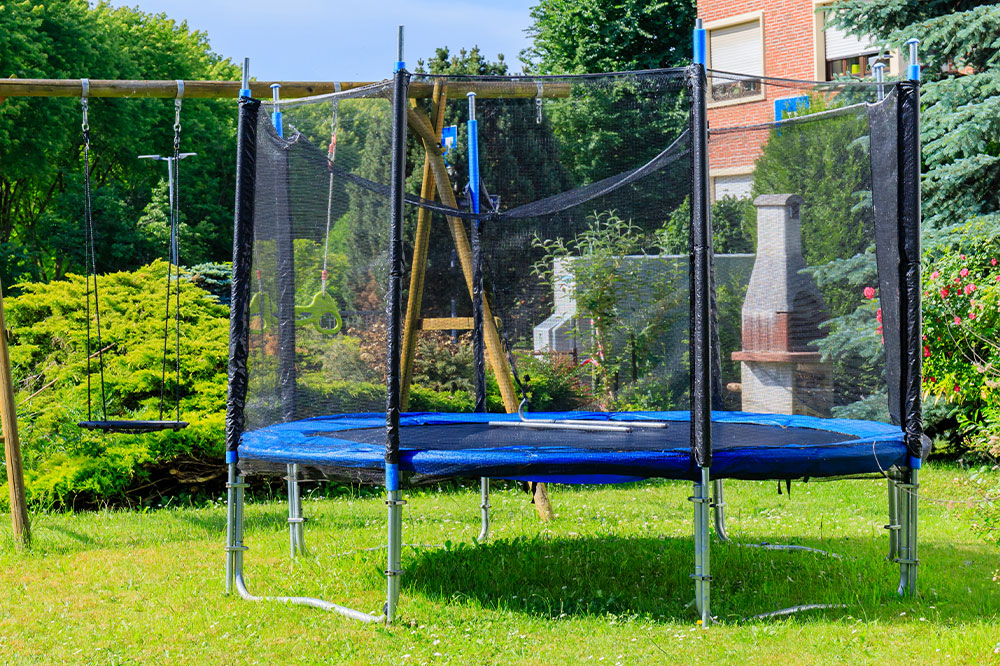 4 important trampoline accessories to check out