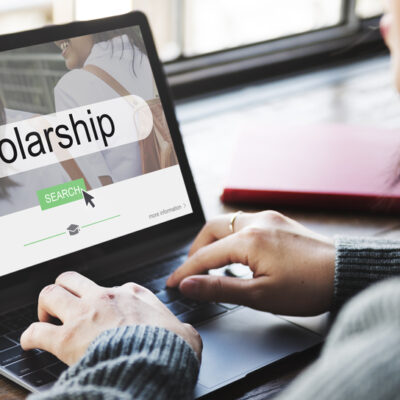 10 Scholarships For Women