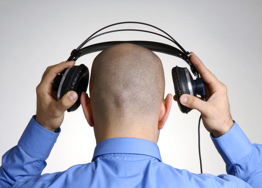 Love using headphones? Here&#8217;s how it can affect your health