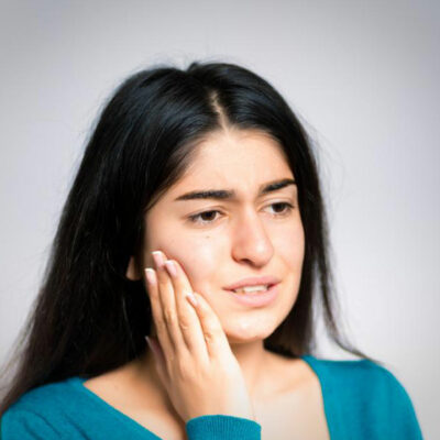 Try These 11 Popular Remedies to Get Relief from Severe Toothache